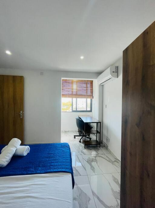 Appartamento Cozy 3-bedroom Townhouse, 10mins Walk To - Rv6 *