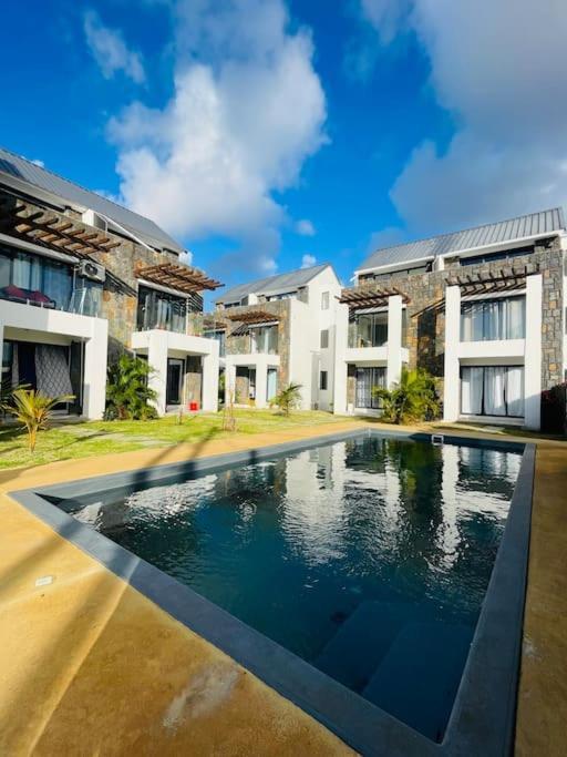 Apartment Cozy 3-bedroom Townhouse, 10mins Walk To - Rv6 Grand Baie